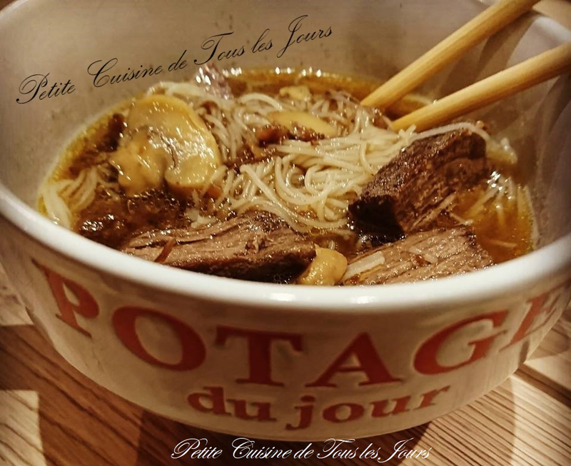 Soupe aux Vermicelles de Riz et au Bœuf (Potage Asiatique)&nbsp;🍜🥡🐂