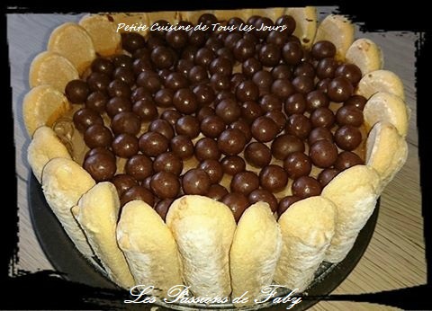 Charlotte Express Gourmande au Nutella® et Kit Kat®&nbsp;Balls