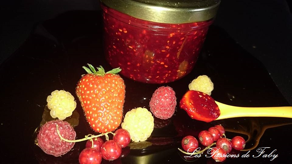Confiture Fruits Rouges