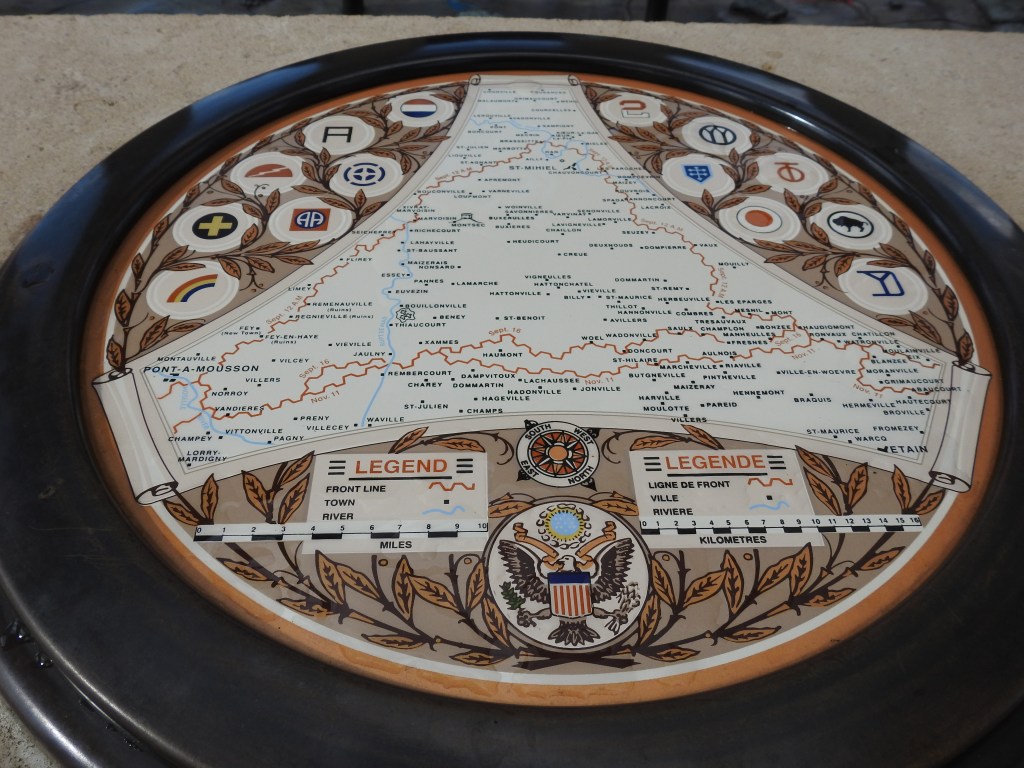 Oh regarde!!! Y a Hagéville!!! (Juste en face de l'ancienne base américaine de l'OTAN)