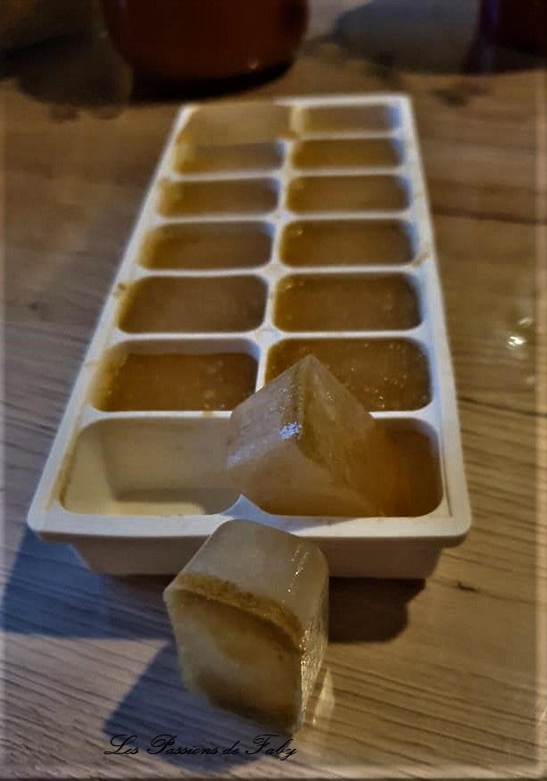 Bouillon DIY aux Epluchures de Légumes Anti-Gaspi & Zéro&nbsp;Déchet