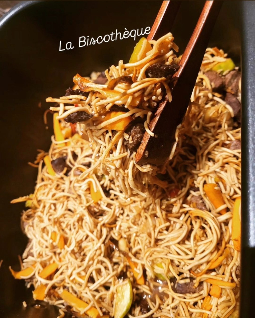 Nouilles sautées au boeuf à l&rsquo;air&nbsp;fryer